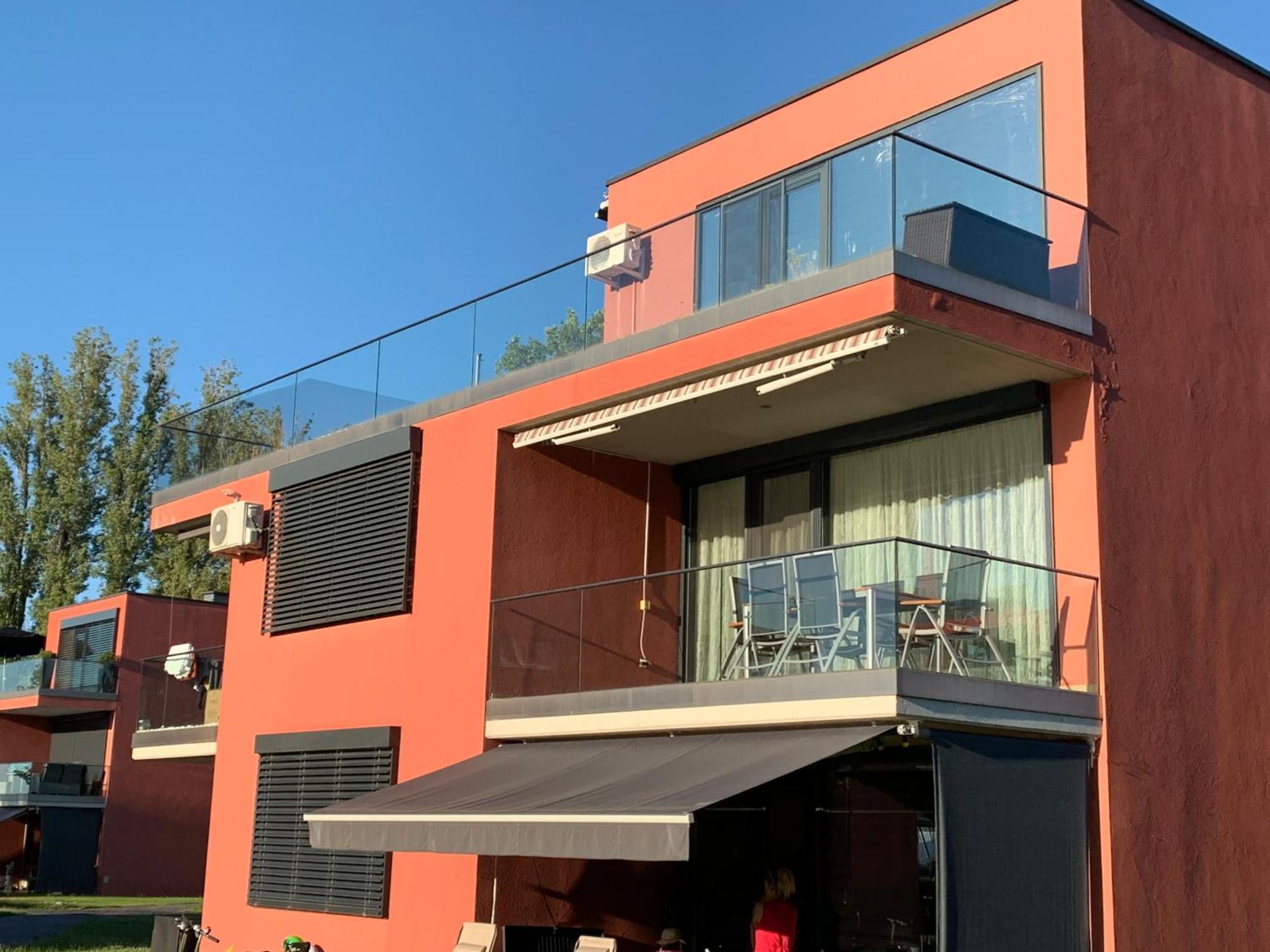 Bavaria Club Apartman Balatonlelle Esterno foto